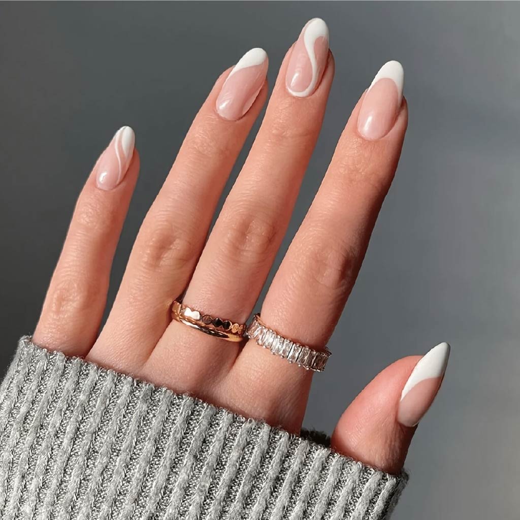 Elegant floral nail design